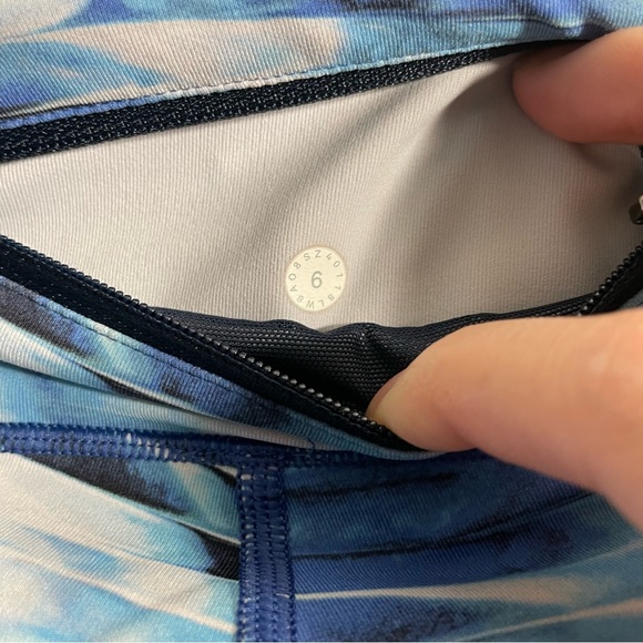 Lululemon Speed Up Crop - Picture 8 of 8